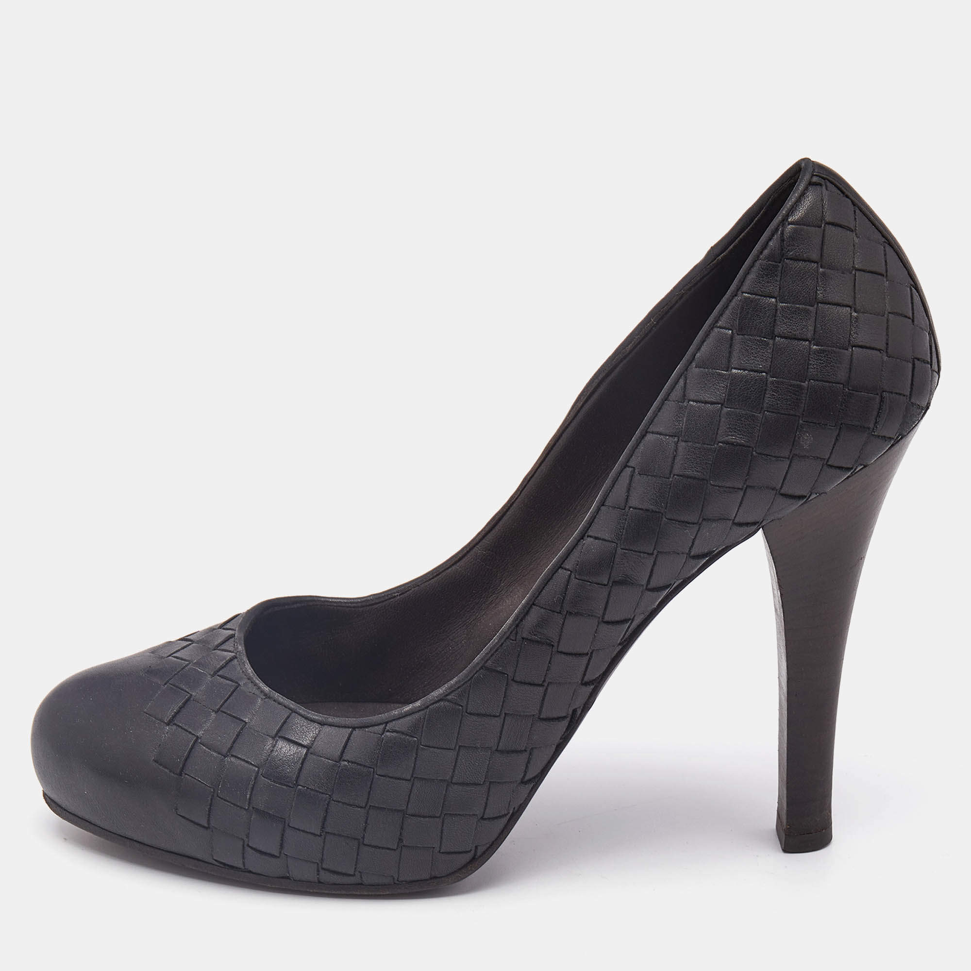 luxury-women-bottega-veneta-used-shoes-p209556-010 bottega veneta black leather intrecciato detail platform pumps size 39.5