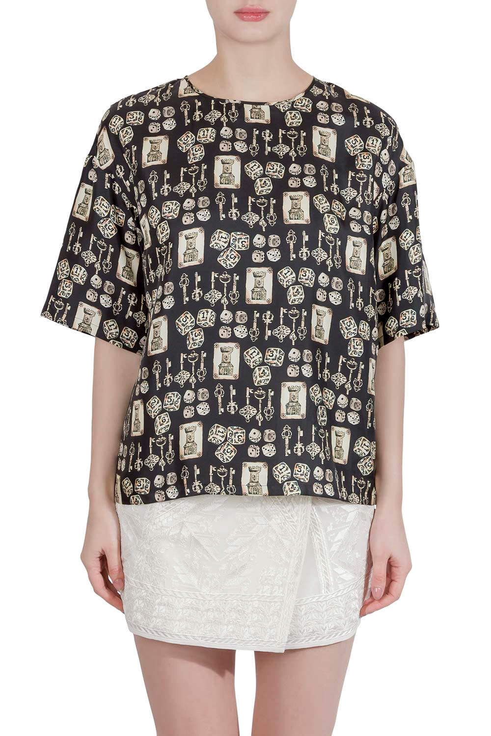 luxury-women-used-clothes-p212329-004 dolce & gabbana black and beige dice key printed silk short sleeve top m
