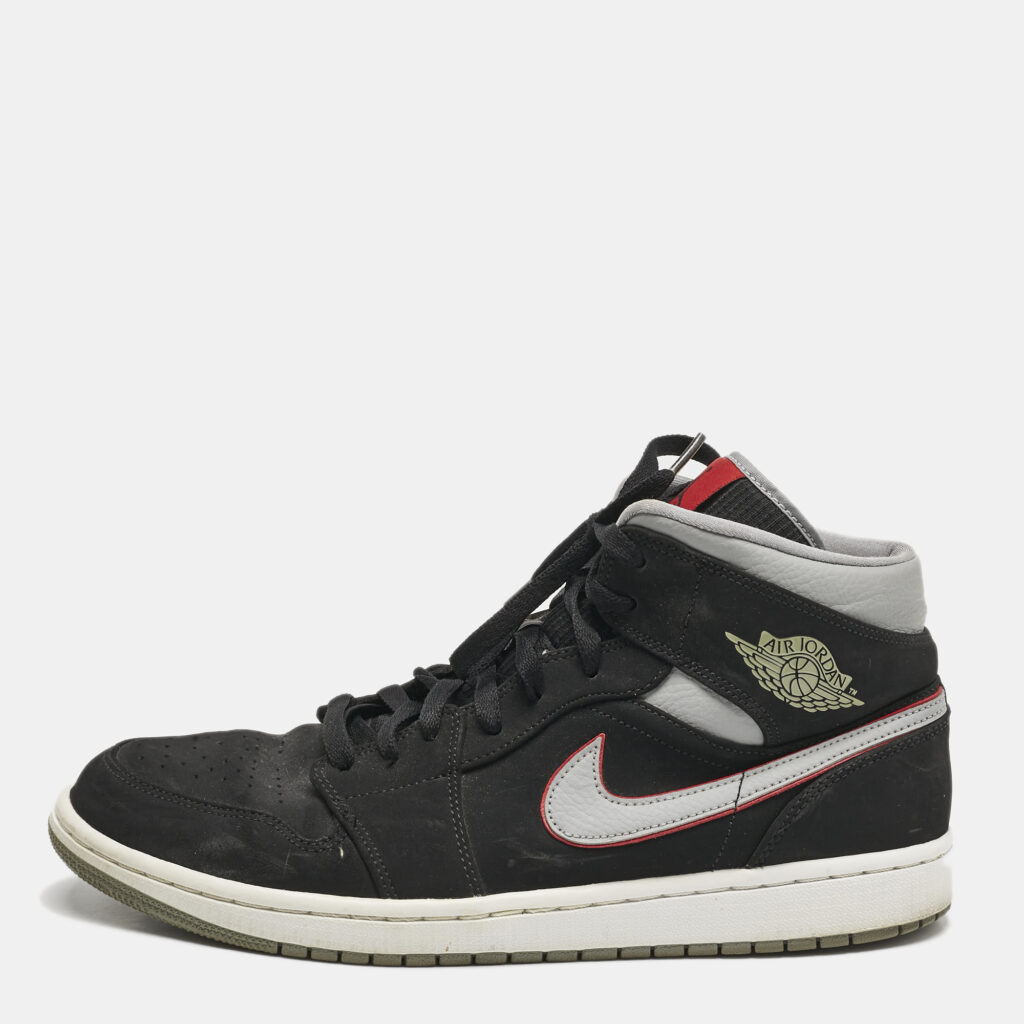luxury-men-air-jordans-used-shoes-p1149906-004 Air Jordans Black/Grey Durabuck and Leather Jordan 1 Mid Black Particle Grey Gym Red Sneakers Size 45.5