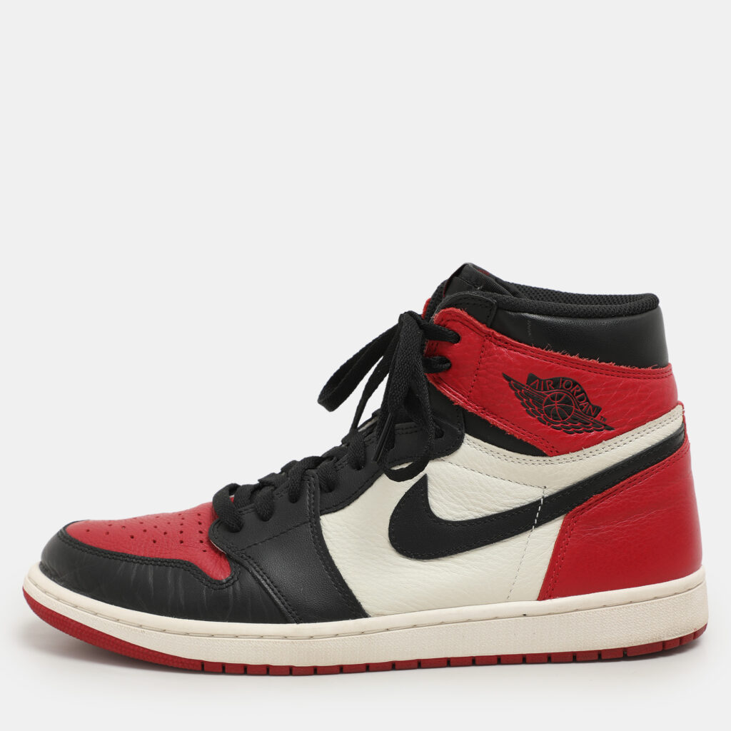 luxury-men-air-jordans-used-shoes-p1154442-001 Air Jordans Tricolor Leather Air Jordan 1 Retro High Top Sneakers Size 45