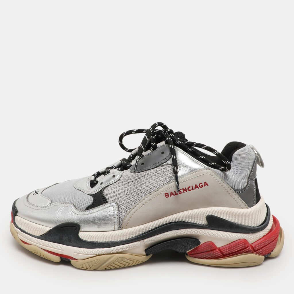 luxury-men-balenciaga-used-shoes-p1125394-003 Balenciaga Grey/Silver Leather and Mesh Triple S Low Top Sneakers Size 45