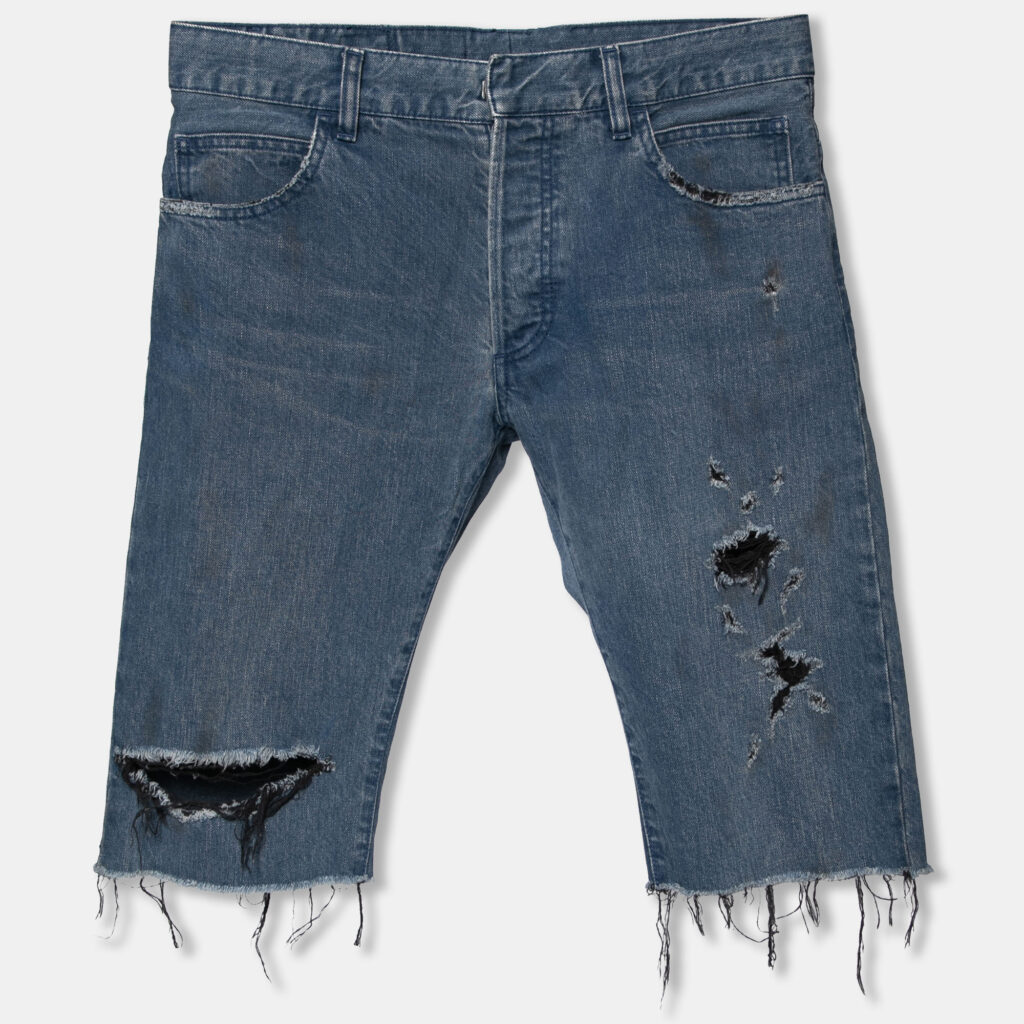 luxury-men-balmain-used-clothes-p626193-006-1 Balmain Blue Distressed Denim Frayed Edged Shorts M