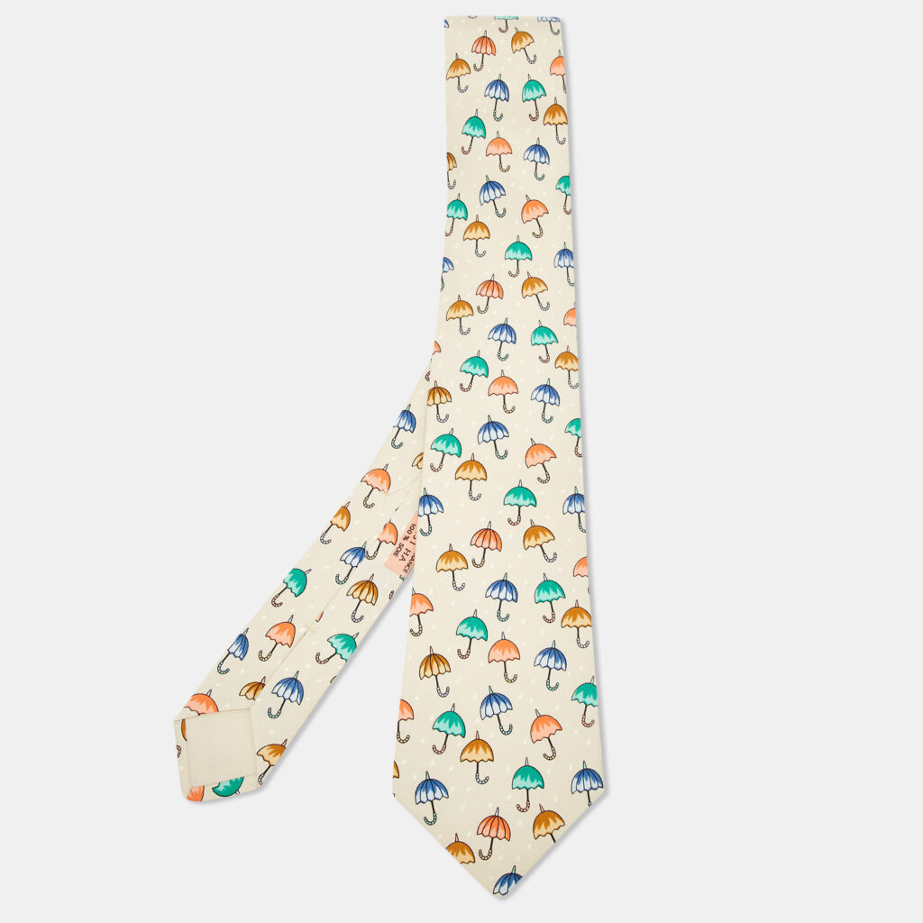 luxury-men-hermes-used-accessories-p1101391-001 Hermès Red Mouse and Cheese Print Silk Classic Tie