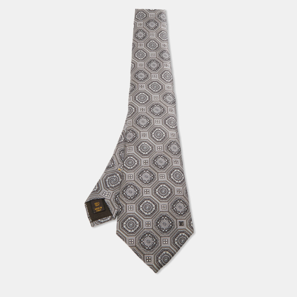 luxury-men-louis-vuitton-used-accessories-p1112925-001 Louis Vuitton Grey Quatrefoil Pattern Print Silk Traditional Tie