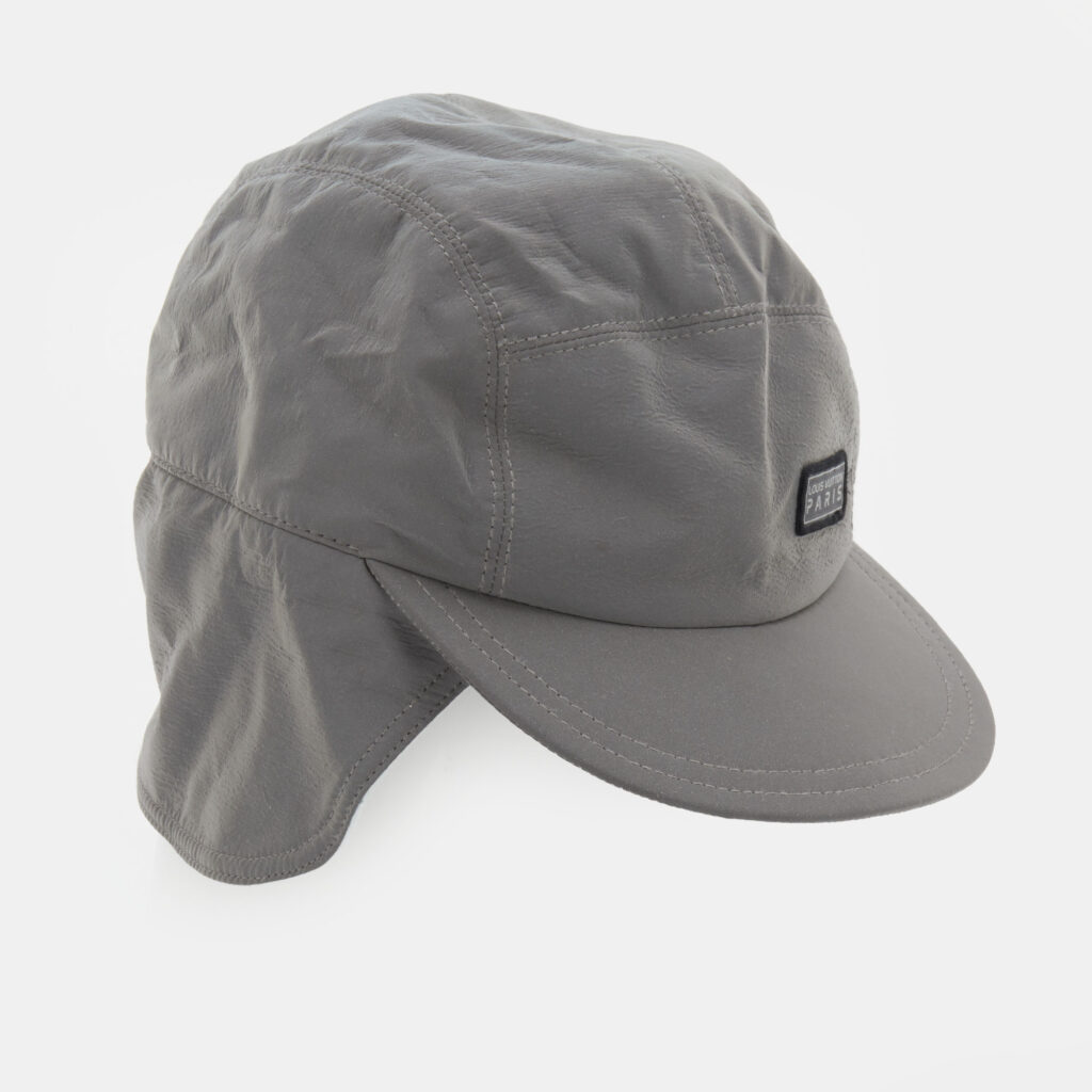 luxury-men-louis-vuitton-used-accessories-p688519-003-1 Louis Vuitton Grey Shimmer Coated Space Mission Cap