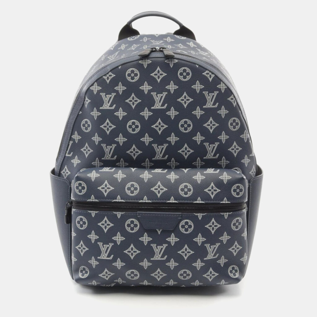 luxury-men-louis-vuitton-used-bags-p1111502-003 Louis Vuitton Navy Monogram Canvas Discovery Backpack