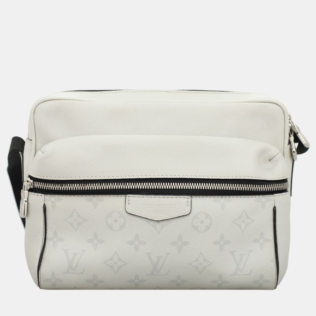 luxury-men-louis-vuitton-used-bags-p1147328-001 Louis Vuitton White & Grey Coated Canvas Antarctica Monogram Outdoor PM Messenger Bag