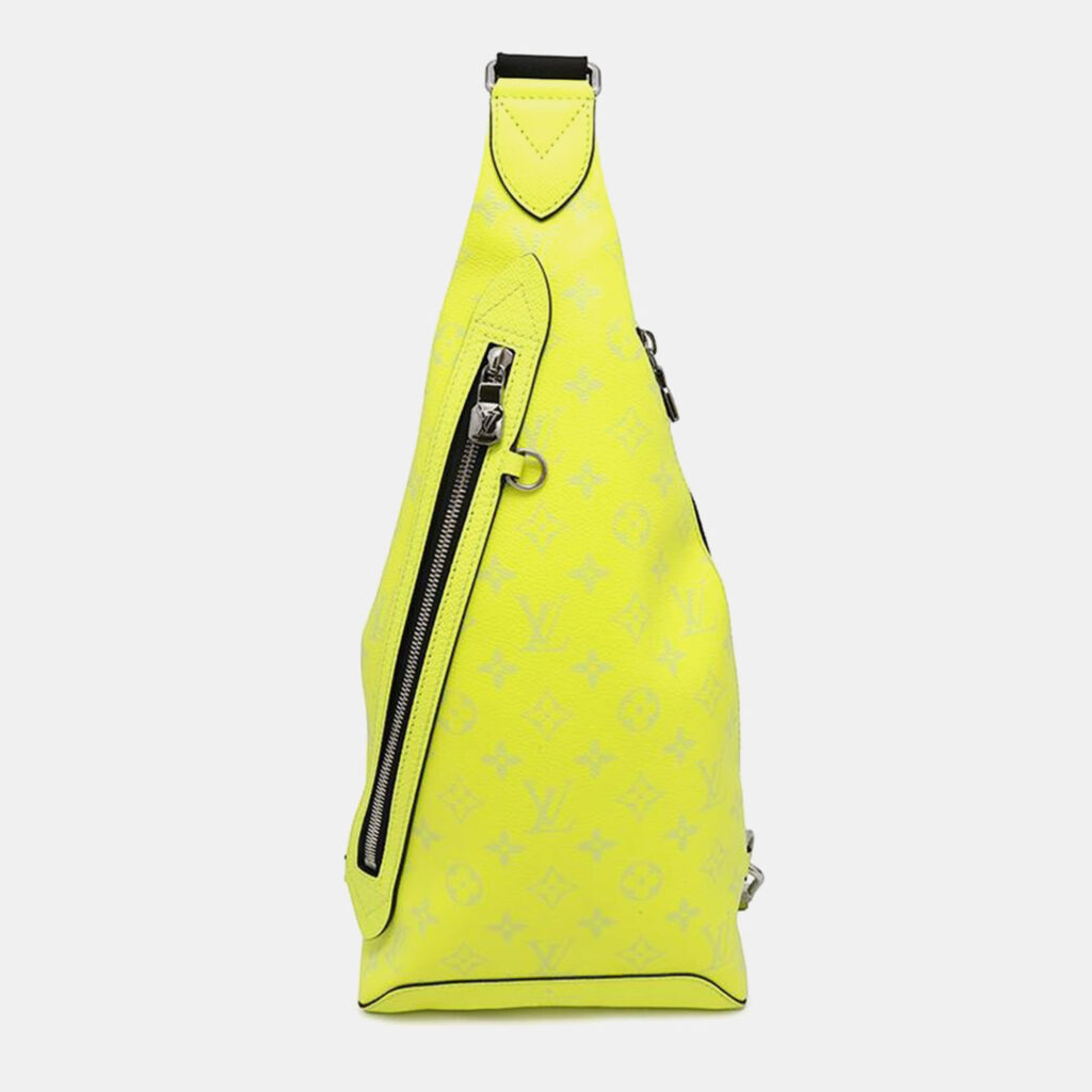 luxury-men-louis-vuitton-used-bags-p1157744-002 Louis Vuitton Jaune Monogram Taiga Leather Duo Sling Bag