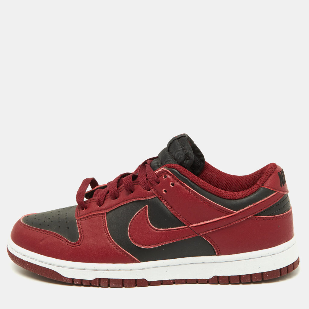 luxury-men-nike-used-shoes-p932272-002 Nike Red/Black Leather Dunk Low Top "Team Red" Sneakers Size 40
