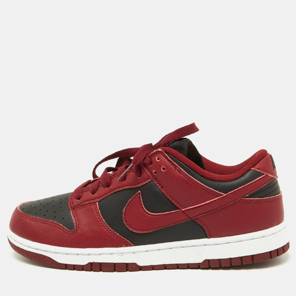 luxury-men-nike-used-shoes-p932312-009 Nike Red/Black Leather Dunk Low Top "Team Red" Sneakers Size 40