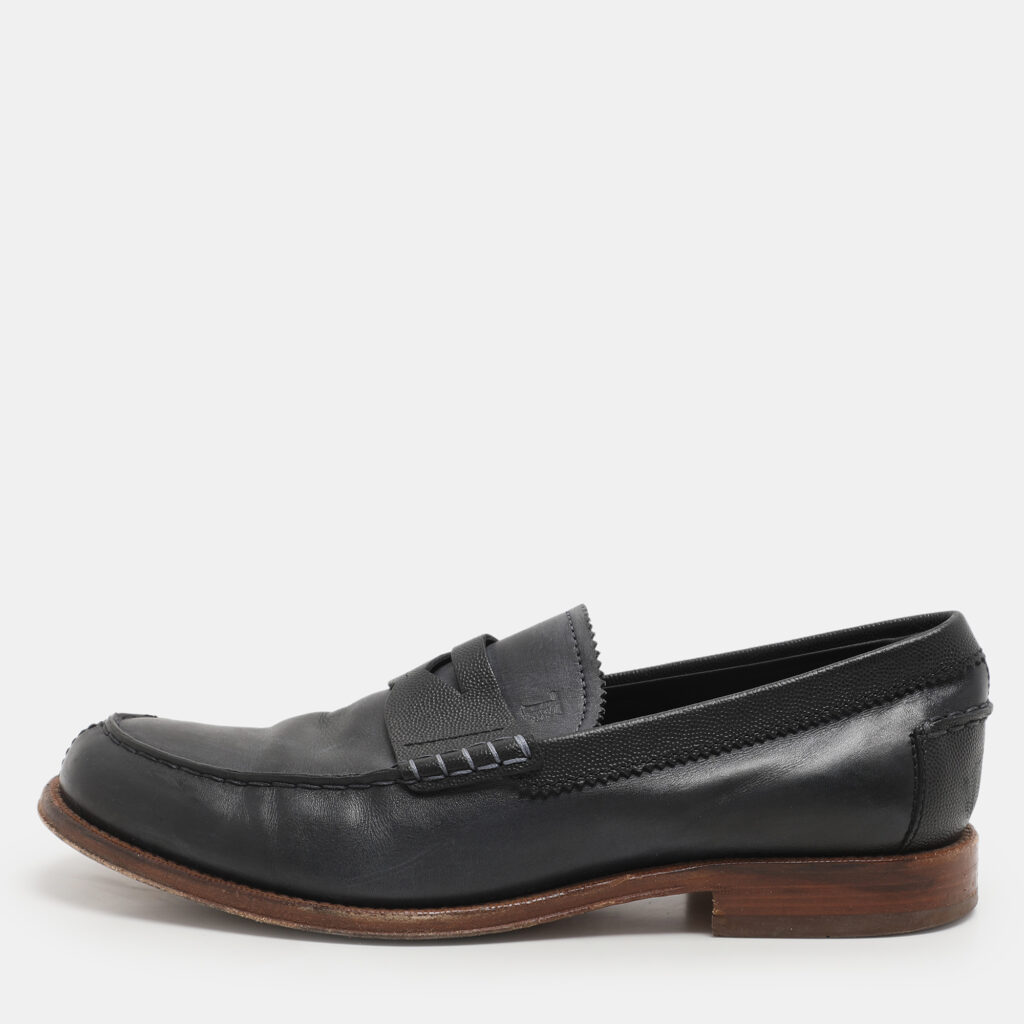 Tod's Dark Blue Leather Slip On Loafers Size 41