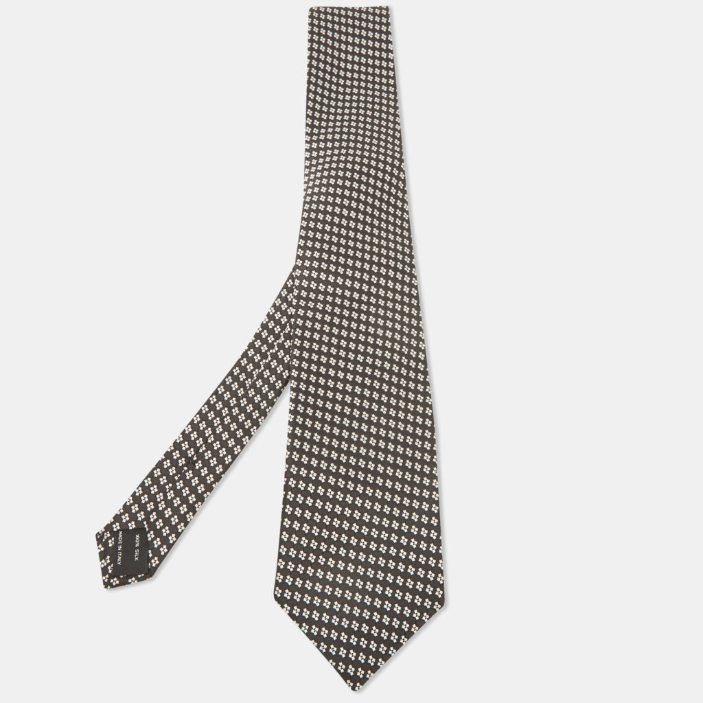 luxury-men-tom-ford-used-accessories-p913236-006 Tom Ford Black Patterned Silk Traditional Tie