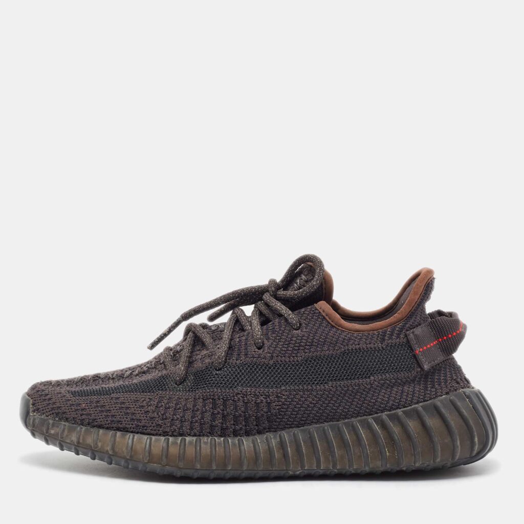 luxury-men-yeezy-x-adidas-used-shoes-p1029436-003 Yeezy x Adidas Black Knit Fabric Boost 350 V2 Black (Non-Reflective) Sneakers Size 38 2/3