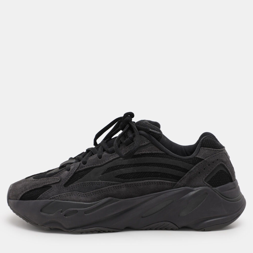 luxury-men-yeezy-x-adidas-used-shoes-p1086944-007 Yeezy x Adidas Black Suede and Mesh Boost 700 "Vanta" Low Top Sneakers Size 40 2/3