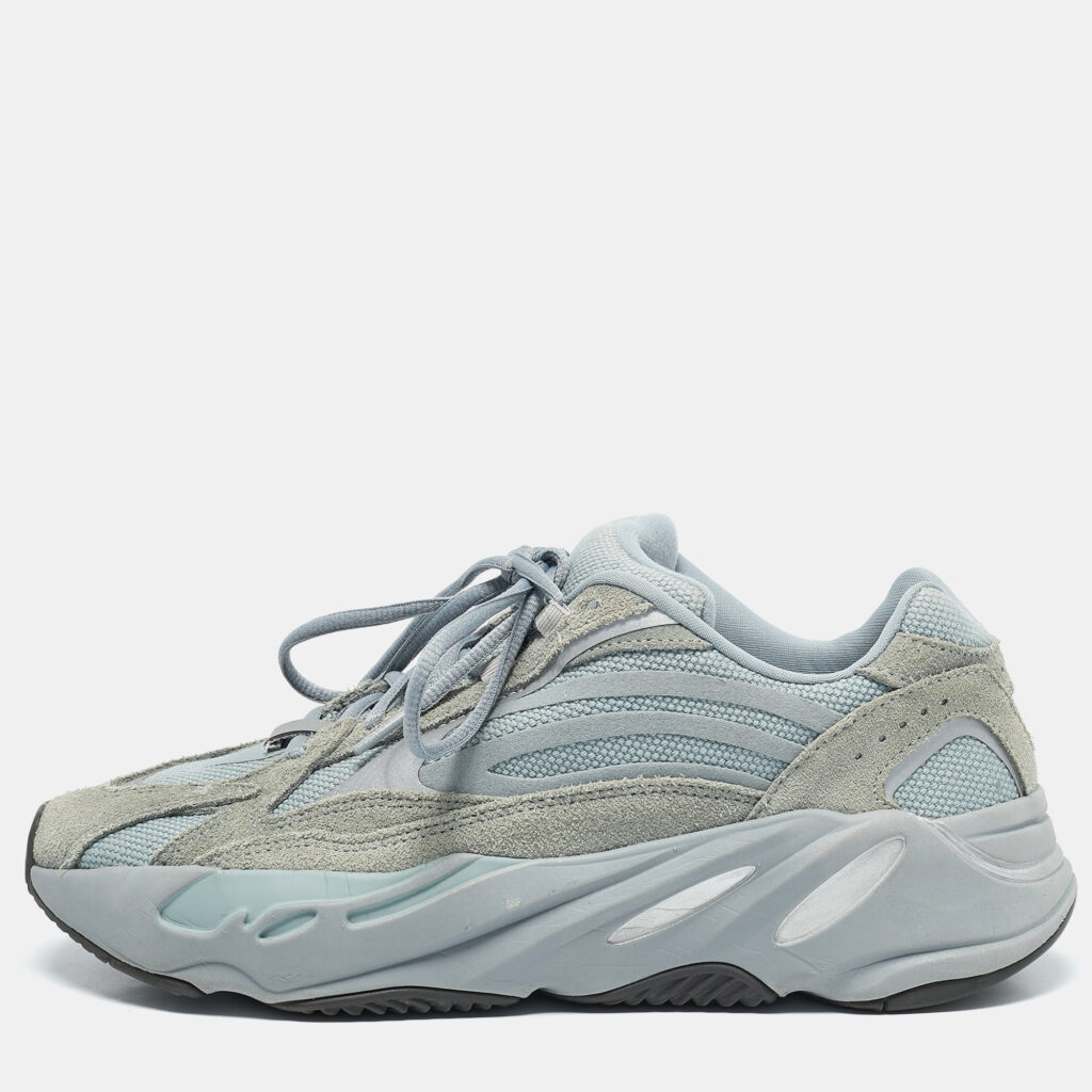 luxury-men-yeezy-x-adidas-used-shoes-p1128111-001 Yeezy x Adidas Blue Canvas and Suede Boost 700 V2 Hospital Blue Sneakers Size 42.5