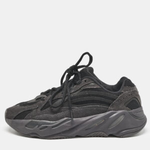 Yeezy x Adidas Black/Grey Suede and Canvas Boost 700 V2 Vanta Sneakers Size 40