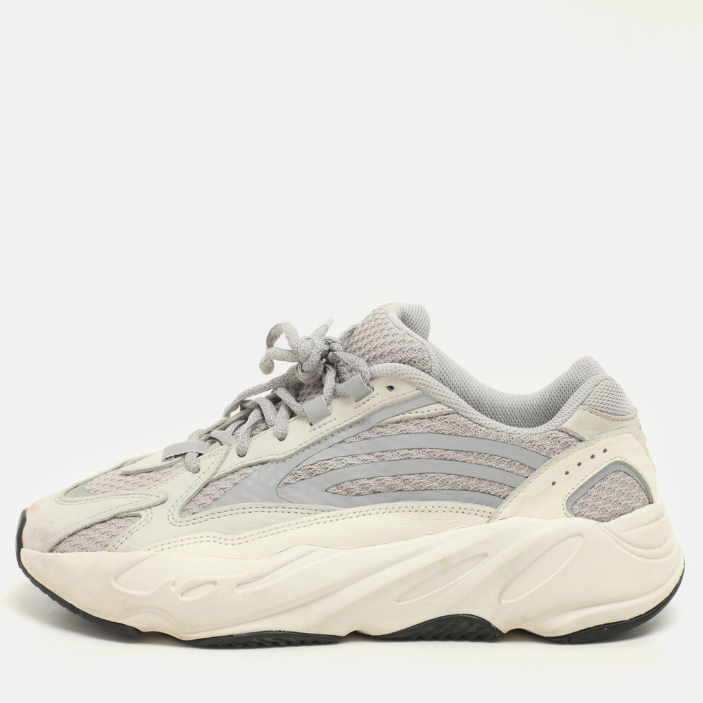 luxury-men-yeezy-x-adidas-used-shoes-p1147407-008 Yeezy x adidas Grey/White Cotton Knit And Nubuck Boost 700 V2 Static Sneakers Size 42 2/3
