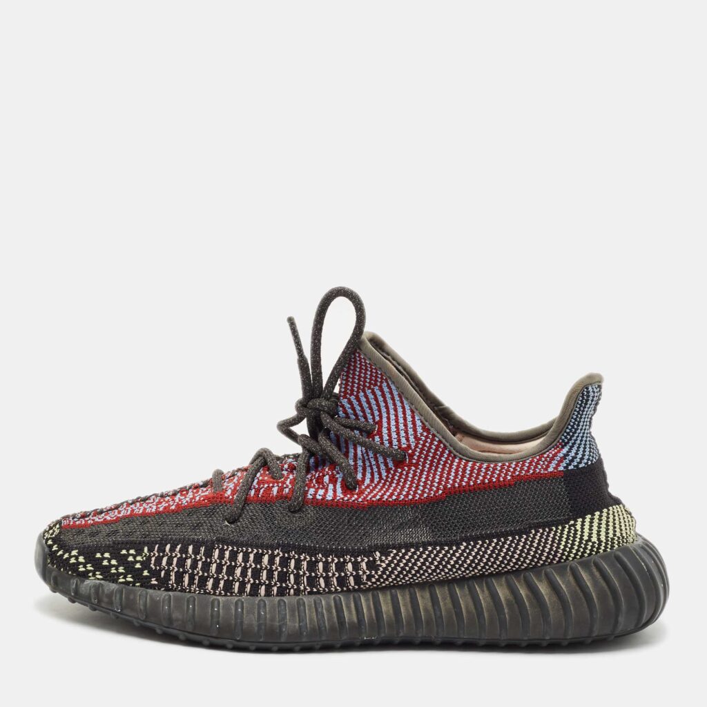 luxury-men-yeezy-x-adidas-used-shoes-p1155108-003 Yeezy x Adidas Black Knit Fabric Boost 350 V2 Yecheil Reflective Sneakers 43 1/3