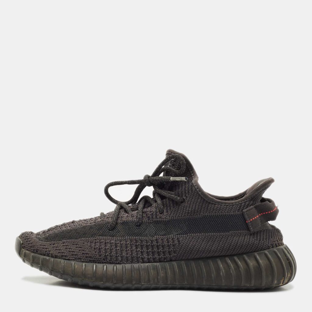 luxury-men-yeezy-x-adidas-used-shoes-p1160269-005 Yeezy x Adidas Black Knit Fabric Boost 350 V2 Black Cinder Low Top Sneakers Size 44 1/3