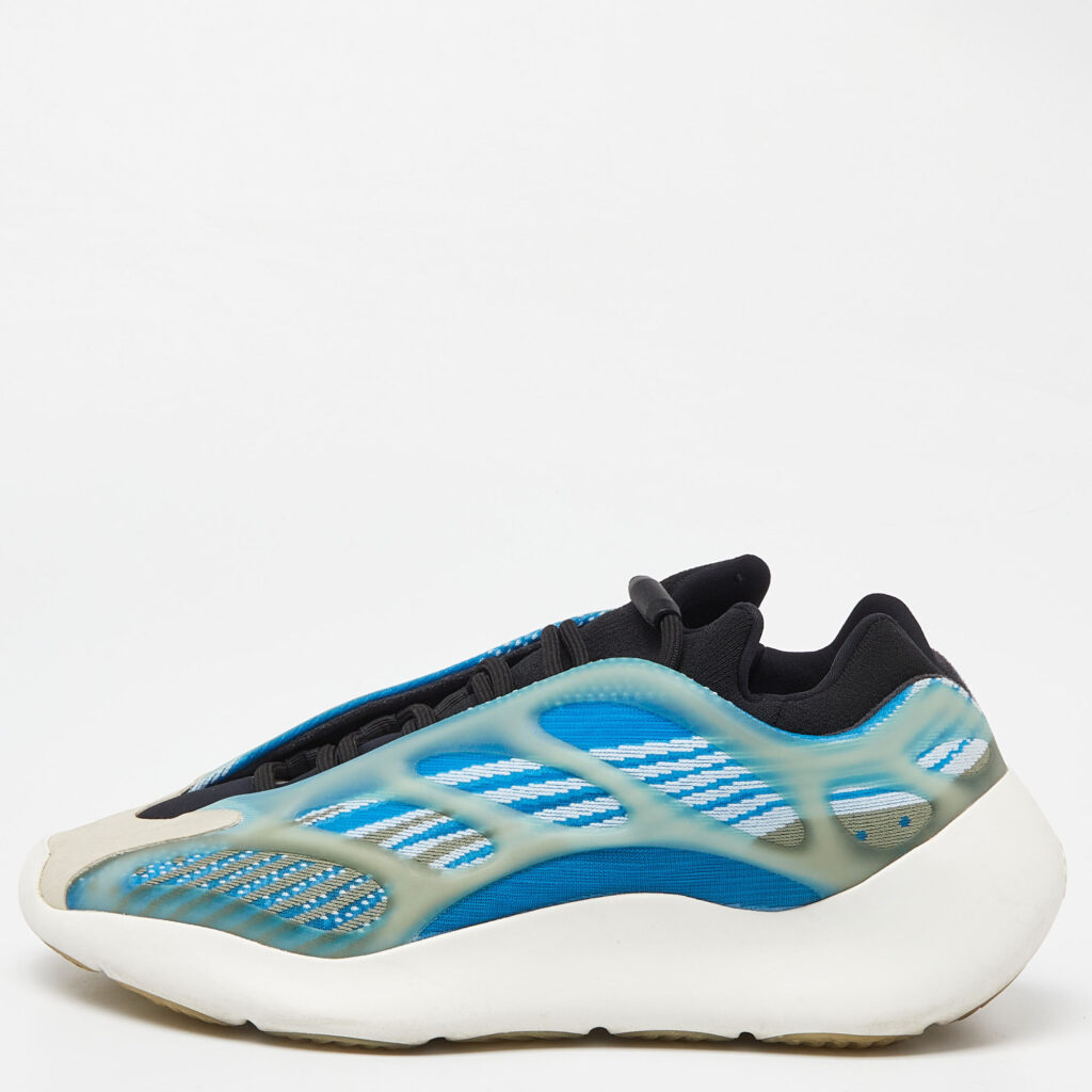 luxury-men-yeezy-x-adidas-used-shoes-p991711-008 Yeezy x Adidas Blue/White Mesh and Rubber Yeezy 700 V3 Arzareth Sneakers Size 44