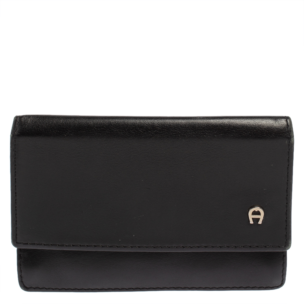luxury-women-aigner-used-handbags-p426892-002 Aigner Black Leather Card Holder