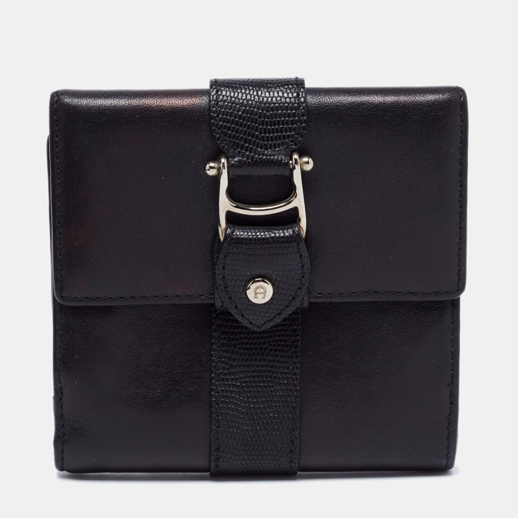luxury-women-aigner-used-handbags-p677739-001-1 Aigner Black Leather Trifold Compact Wallet