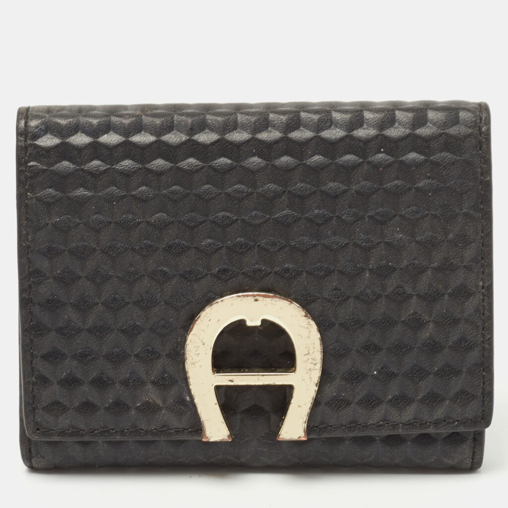 luxury-women-aigner-used-handbags-p792633-013 Aigner Black Leather Trifold Wallet
