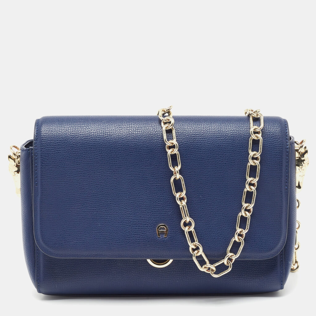 luxury-women-aigner-used-handbags-p918640-011 Aigner Navy Blue Leather Flap Chain Shoulder Bag