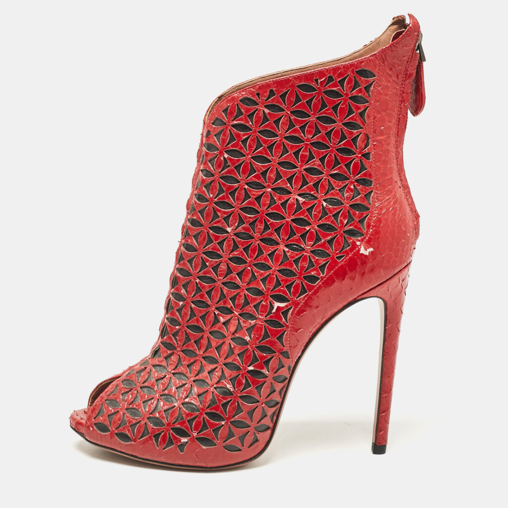 luxury-women-alaia-used-shoes-p1075946-010 Alaia Red Laser Cut Python Peep Toe Booties Size 40