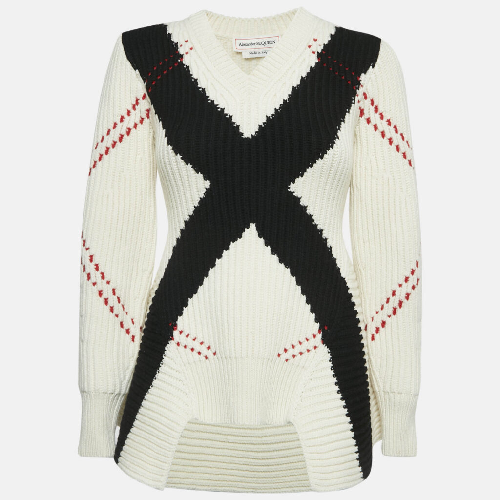 luxury-women-alexander-mcqueen-used-clothes-p1142316-001.jpg Alexander McQueen White Argyle Intarsia Rib Knit Sweater XXS