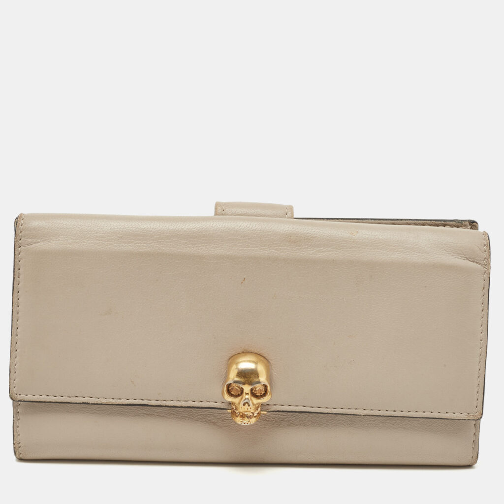 luxury-women-alexander-mcqueen-used-handbags-p836072-010 Alexander McQueen Grey Leather Skull Continental Wallet