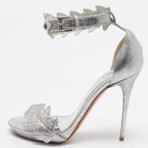 Alexander McQueen Metallic Silver Textured Leather Ivy Leaf Embellished Open Toe Sandals Size 36.5