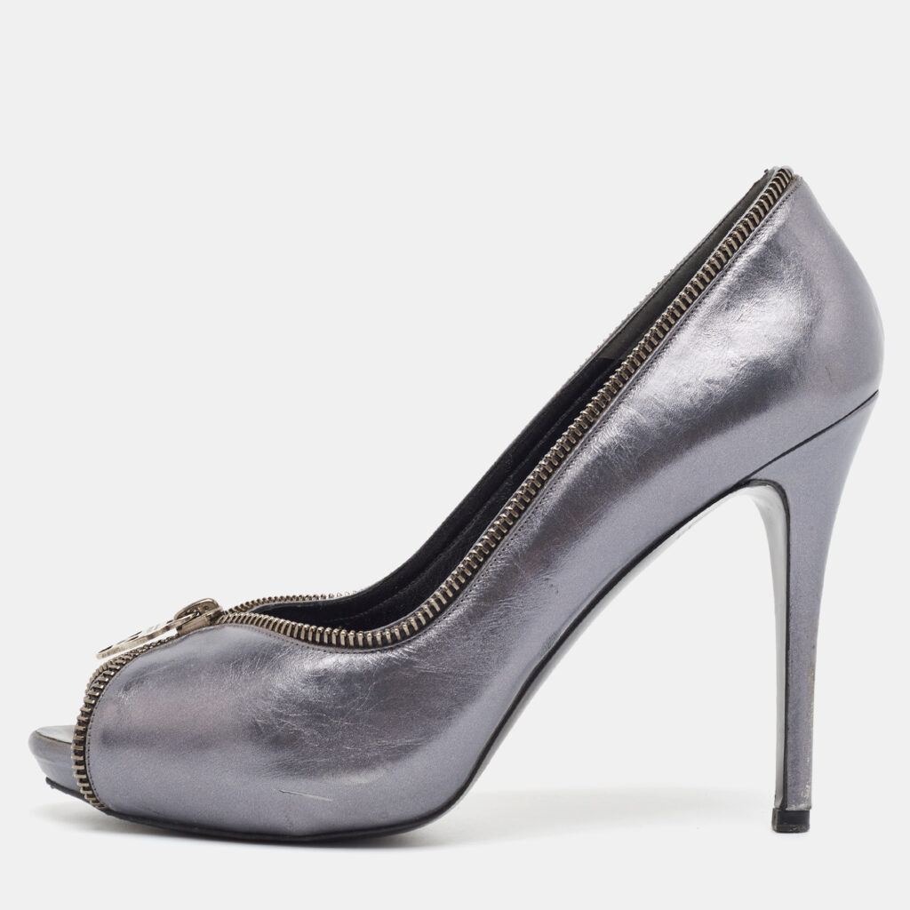 Alexander McQueen Metallic Leather Peep Toe Pumps Size 38