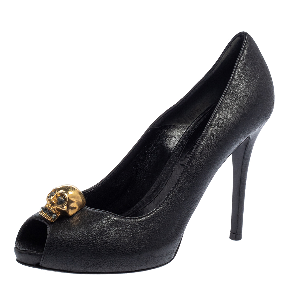 luxury-women-alexander-mcqueen-used-shoes-p405137-003 Alexander McQueen Black Leather Skull Embellished Peep Toe Pumps Size 37