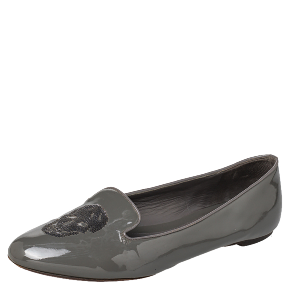 luxury-women-alexander-mcqueen-used-shoes-p466644-009 Alexander McQueen Grey Patent Leather Sequin Skull Smoking Slippers Size 39