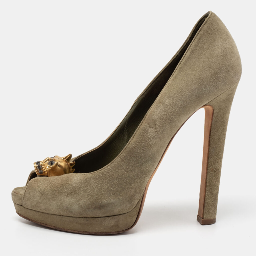 luxury-women-alexander-mcqueen-used-shoes-p688051-010-1 Alexander McQueen Green Suede Crystal Embellished Skull Peep Toe Pumps Size 38.5