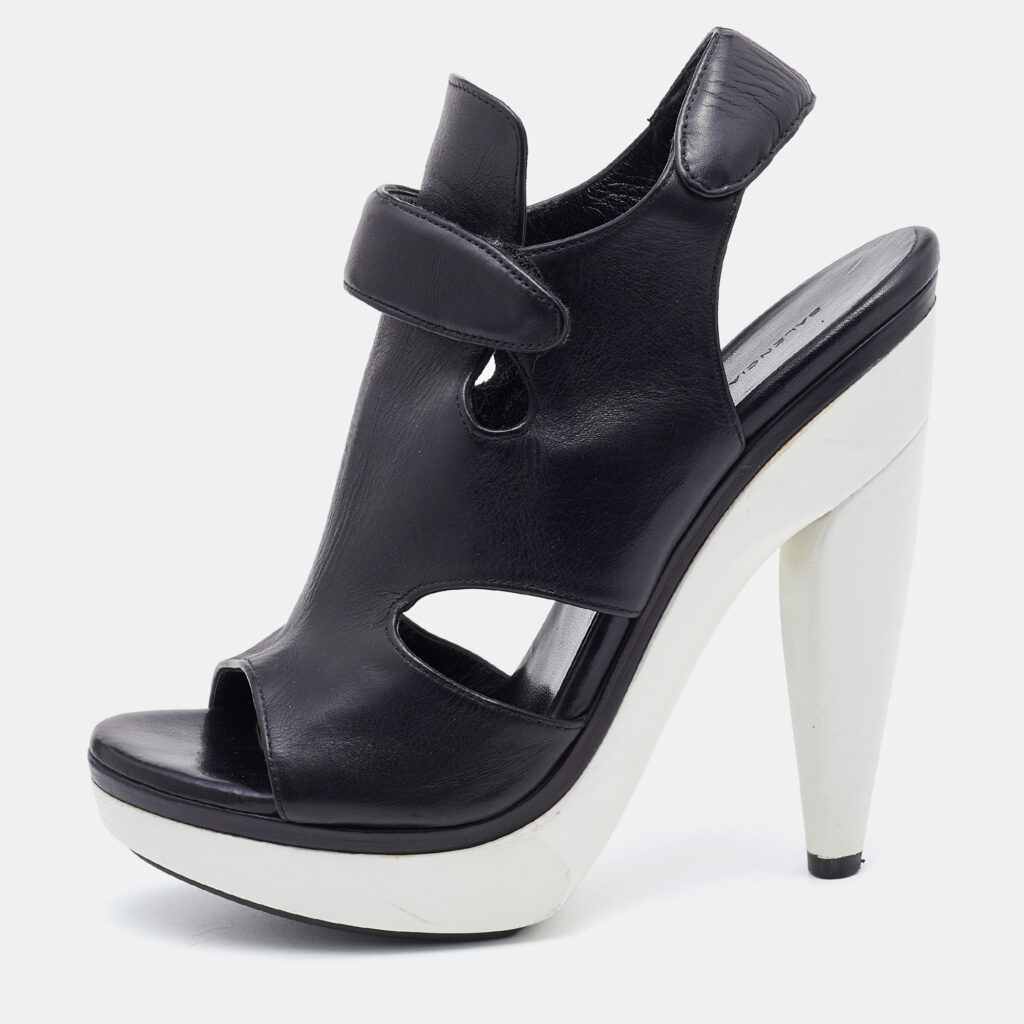 luxury-women-balenciaga-used-shoes-p749490-010 Balenciaga Black Leather Slingback Sandals Size 38.5
