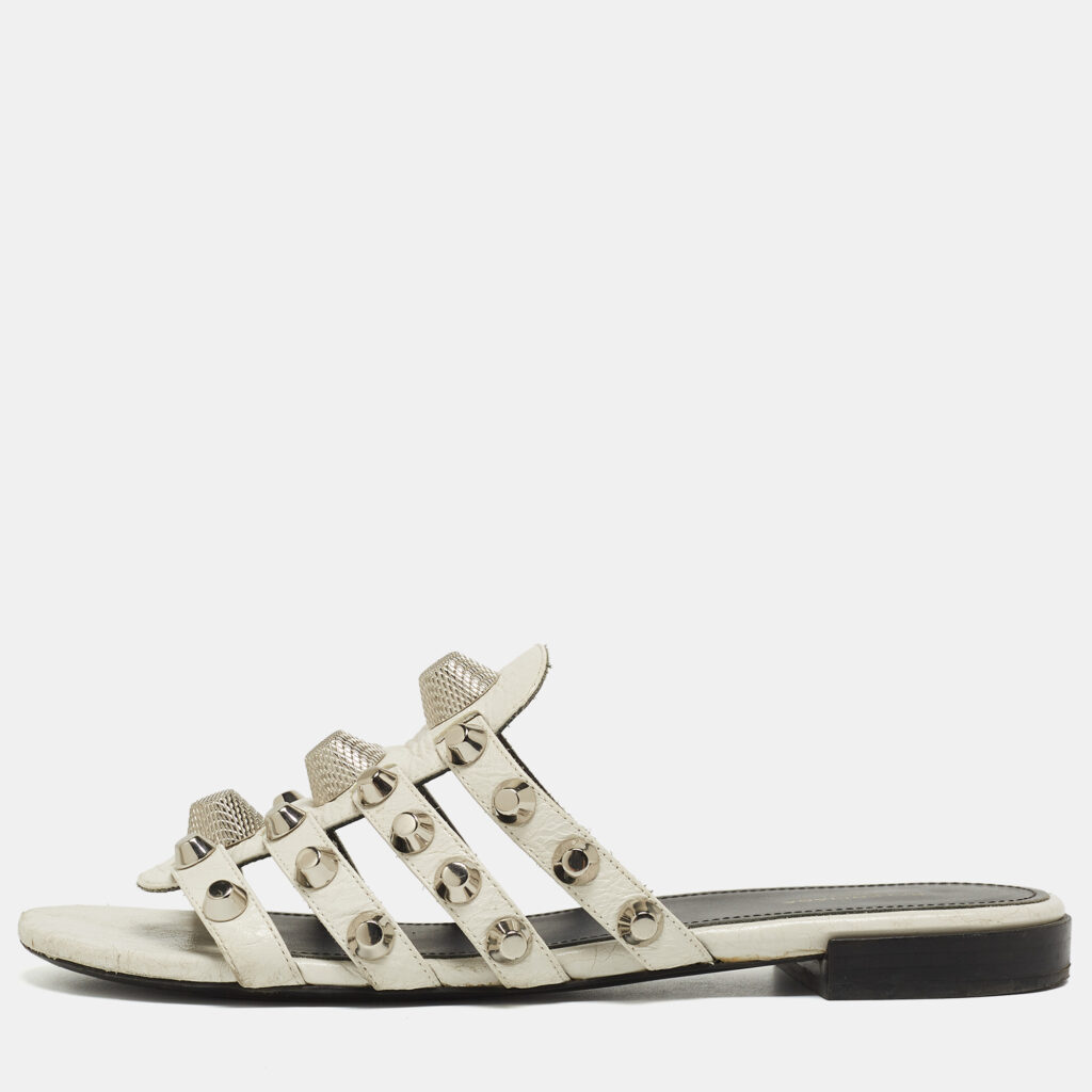 luxury-women-balenciaga-used-shoes-p889888-001 Balenciaga White Leather Studded Arena Flat Slides Size 38