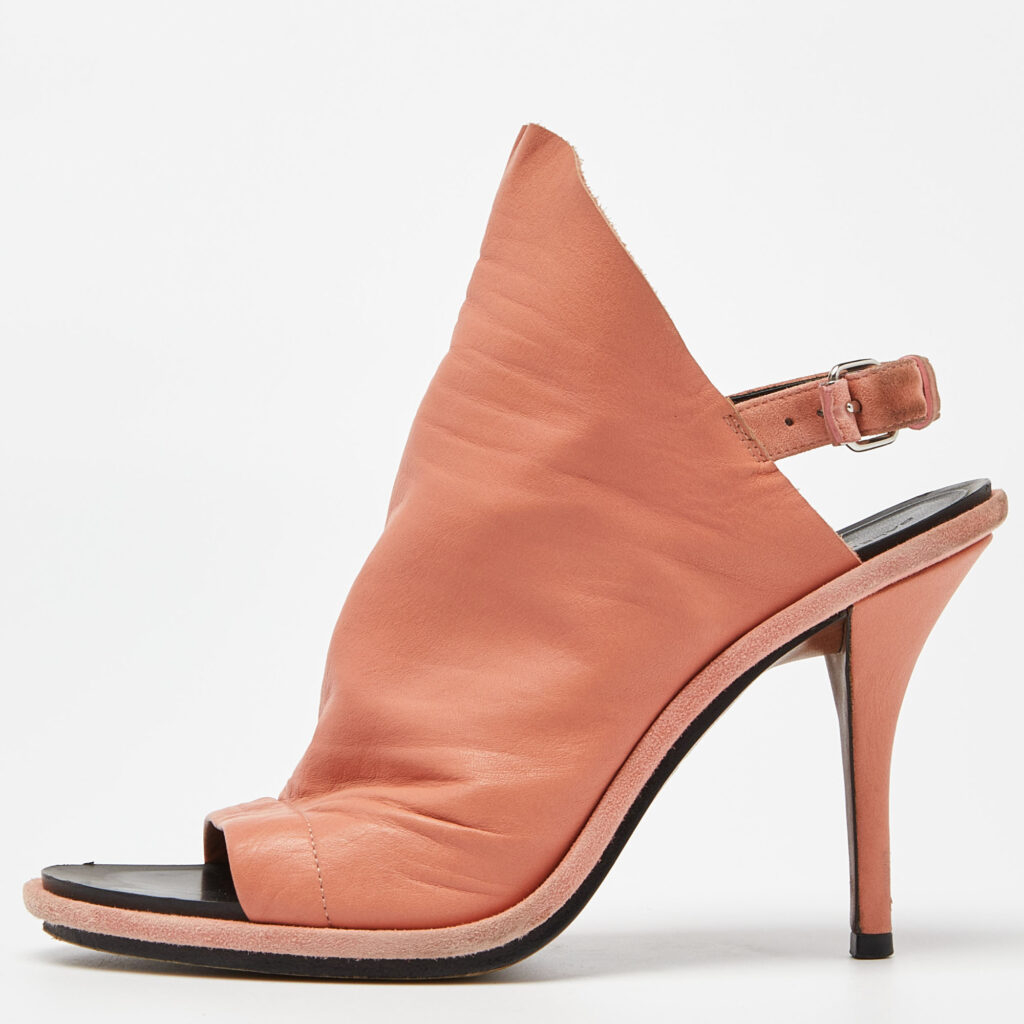 luxury-women-balenciaga-used-shoes-p997223-008 Balenciaga Orange Leather and Suede Glove Sandals Size 37