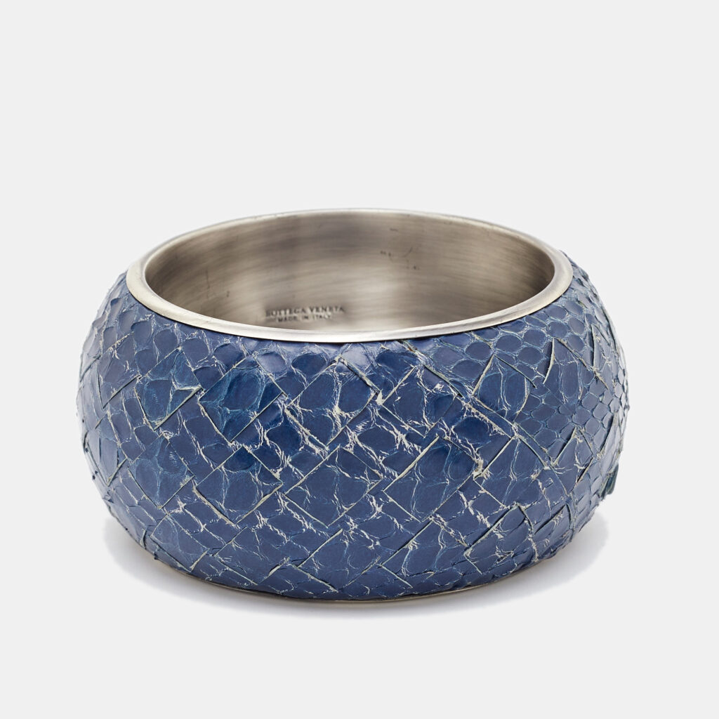 luxury-women-bottega-veneta-used-accessories-p1071401-001 Bottega Veneta Blue Snakeskin Leather Sterling Silver Bangle Bracelet