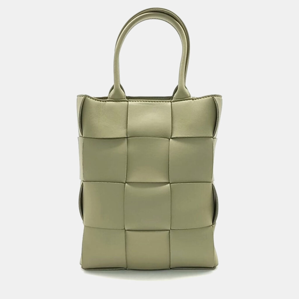 luxury-women-bottega-veneta-used-handbags-p1014173-001 Bottega Veneta Green Leather Mini Cassette Tote Bag