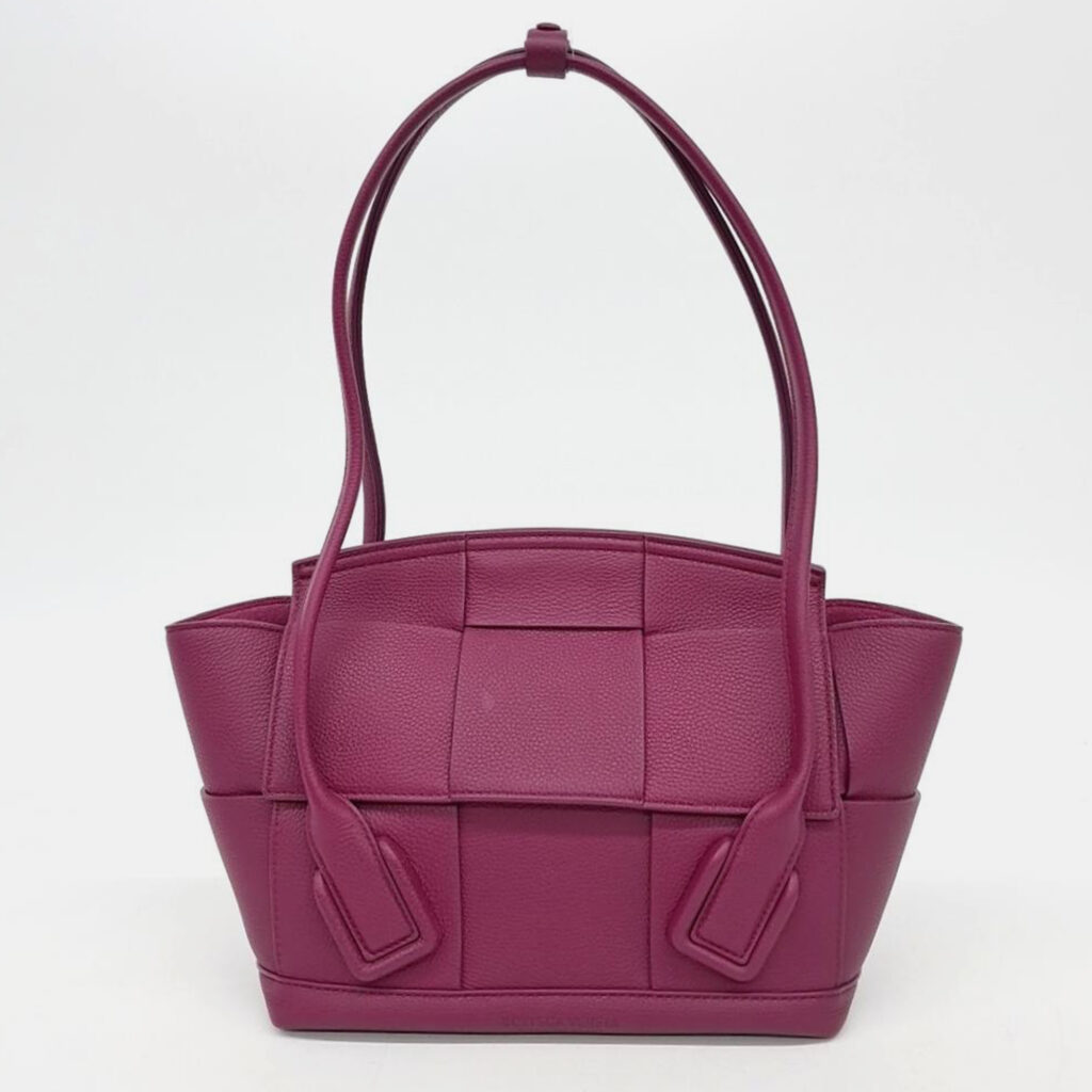 luxury-women-bottega-veneta-used-handbags-p1025848-004 Bottega Veneta Arco Small bag