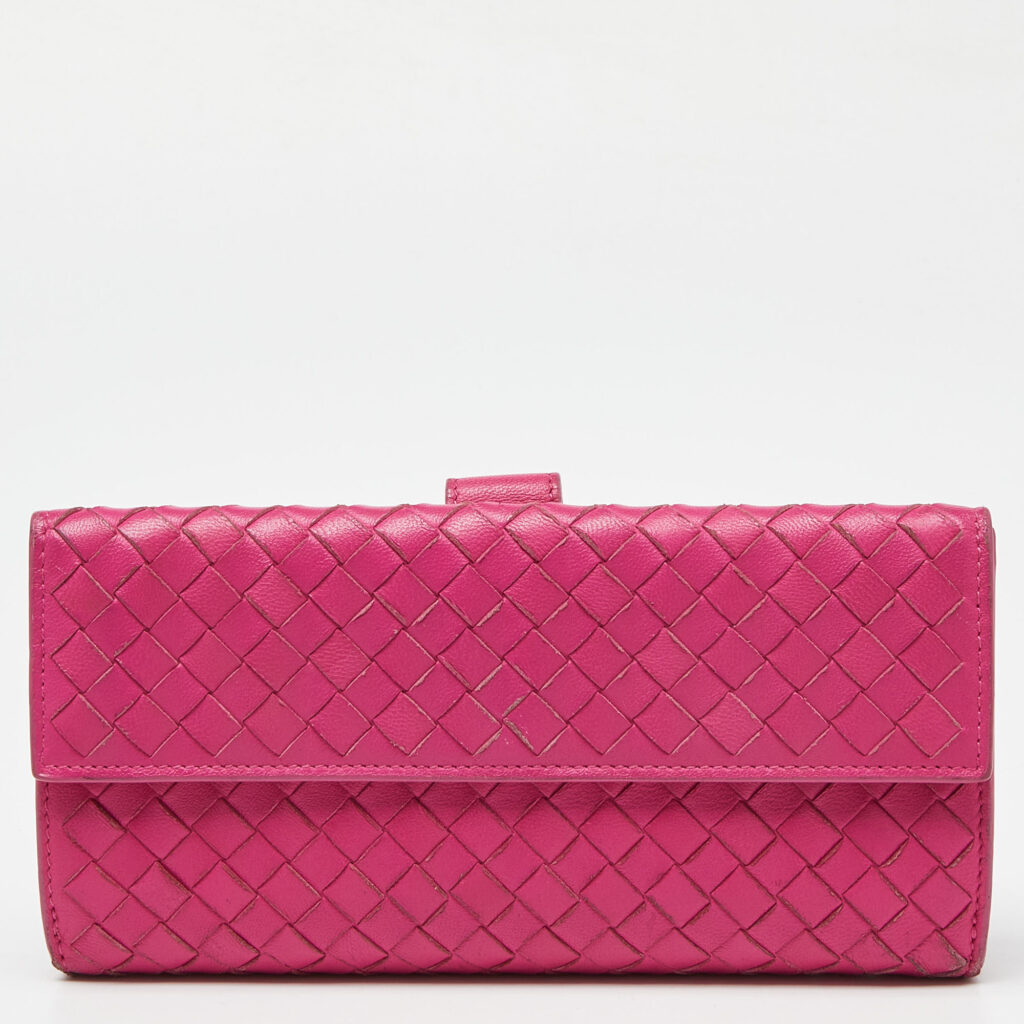 luxury-women-bottega-veneta-used-handbags-p941163-009 Bottega Veneta Pink Intrecciato Leather Flap Continental Wallet