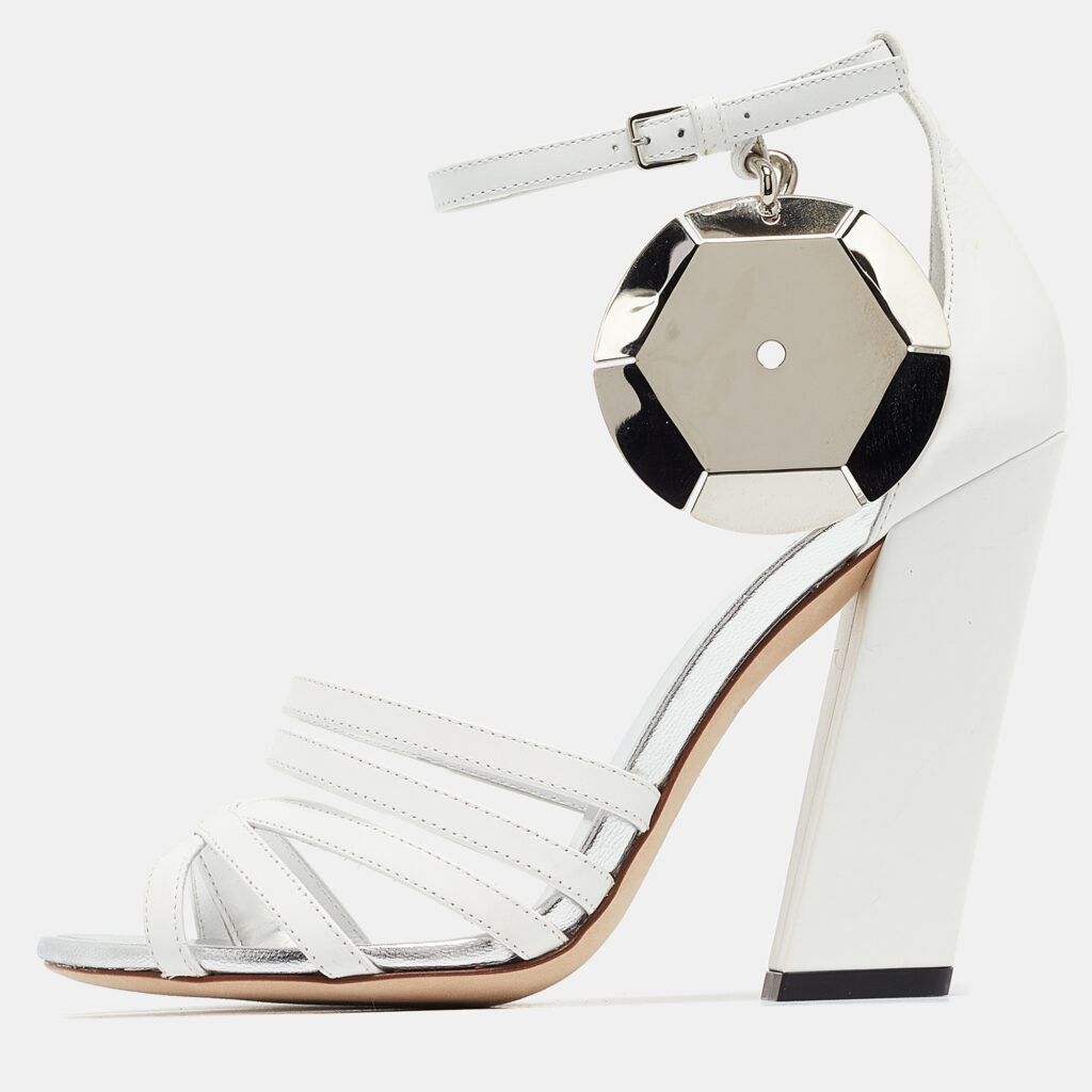 luxury-women-burberry-new-shoes-p965907-001 Burberry White Leather Split-Toe Hove Sandals Size 38