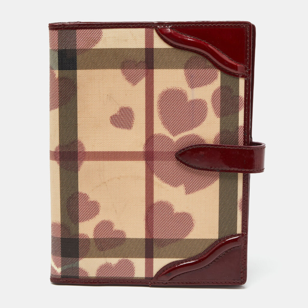 luxury-women-burberry-used-accessories-p919772-012 Burberry Burgundy Heart Nova Coated Canvas and Patent Leather Agenda Cover