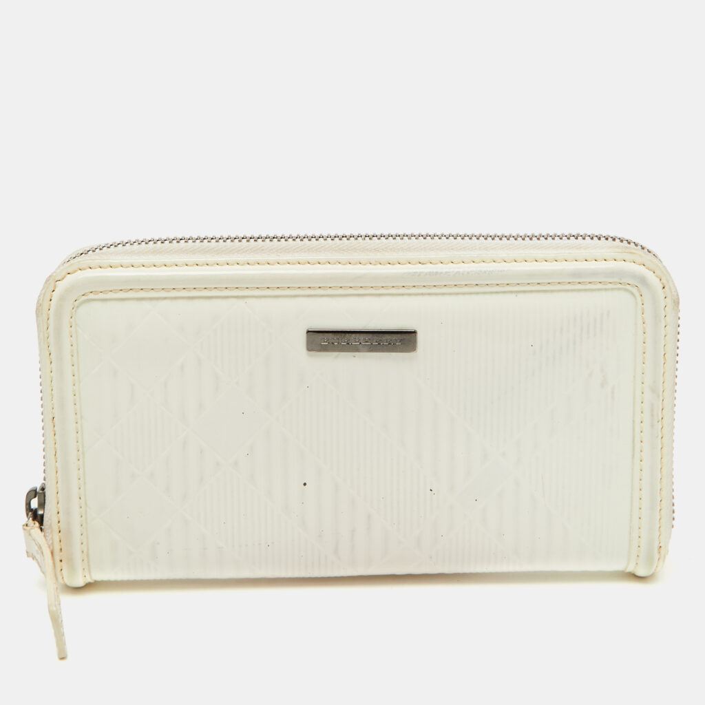 luxury-women-burberry-used-handbags-p1085273-001 Burberry White Check Embossed Patent Leather Zip Round Wallet