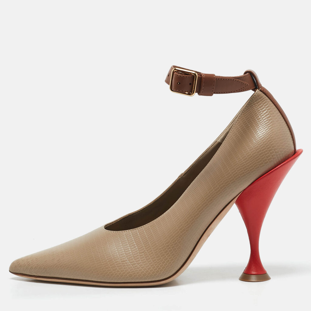 luxury-women-burberry-used-shoes-p1155146-010.jpg Burberry Brown Textured Leather Ankle Strap Pumps Size 40
