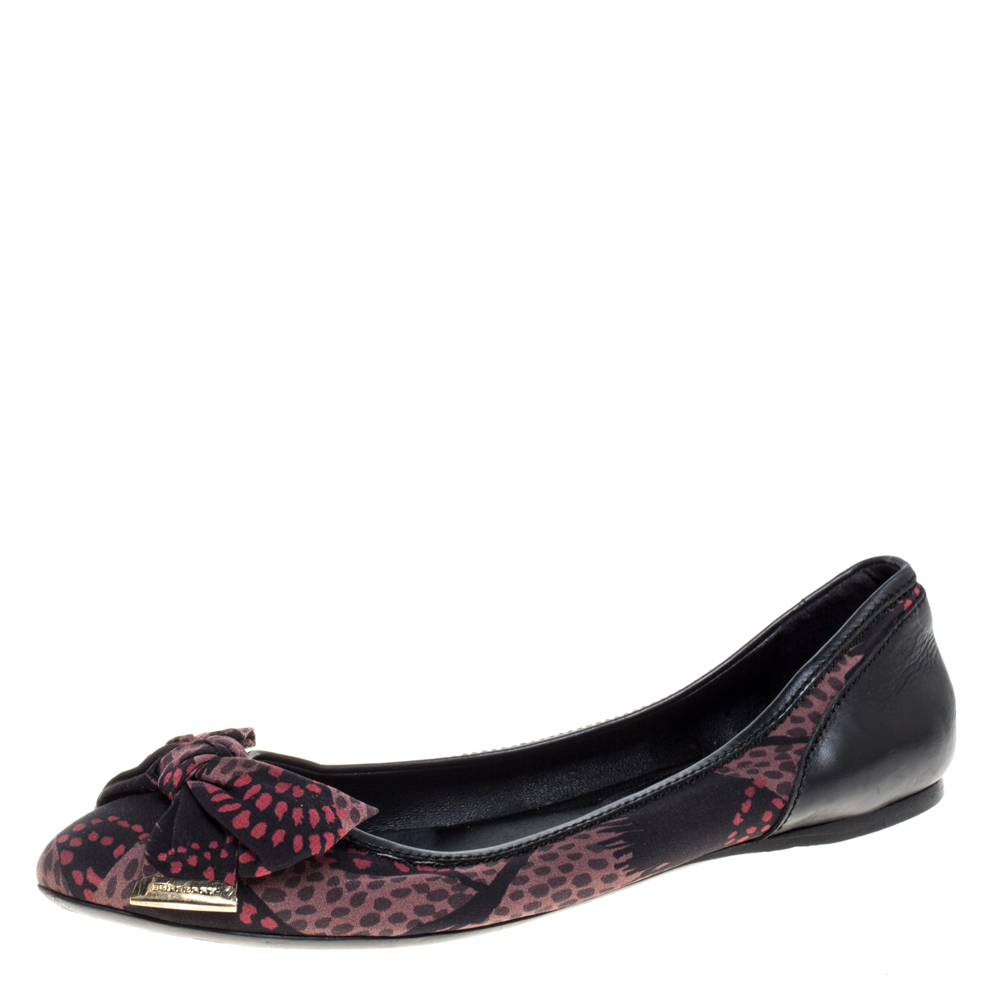 luxury-women-burberry-used-shoes-p367126-007 Burberry Black Printed Satin Bow Ballet Flats Size 38