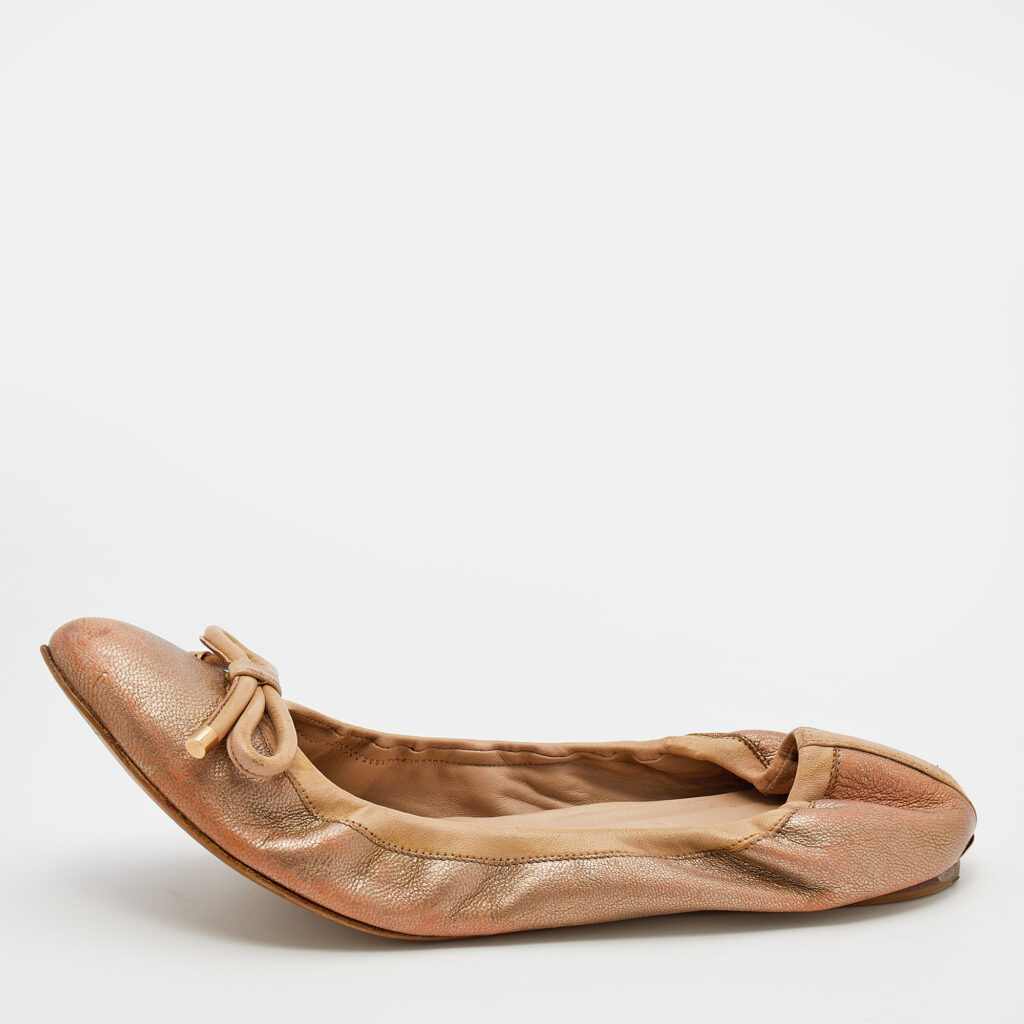 luxury-women-burberry-used-shoes-p678521-002-1 Burberry Metallic Gold Leather Bow Scrunch Ballet Flats Size 39