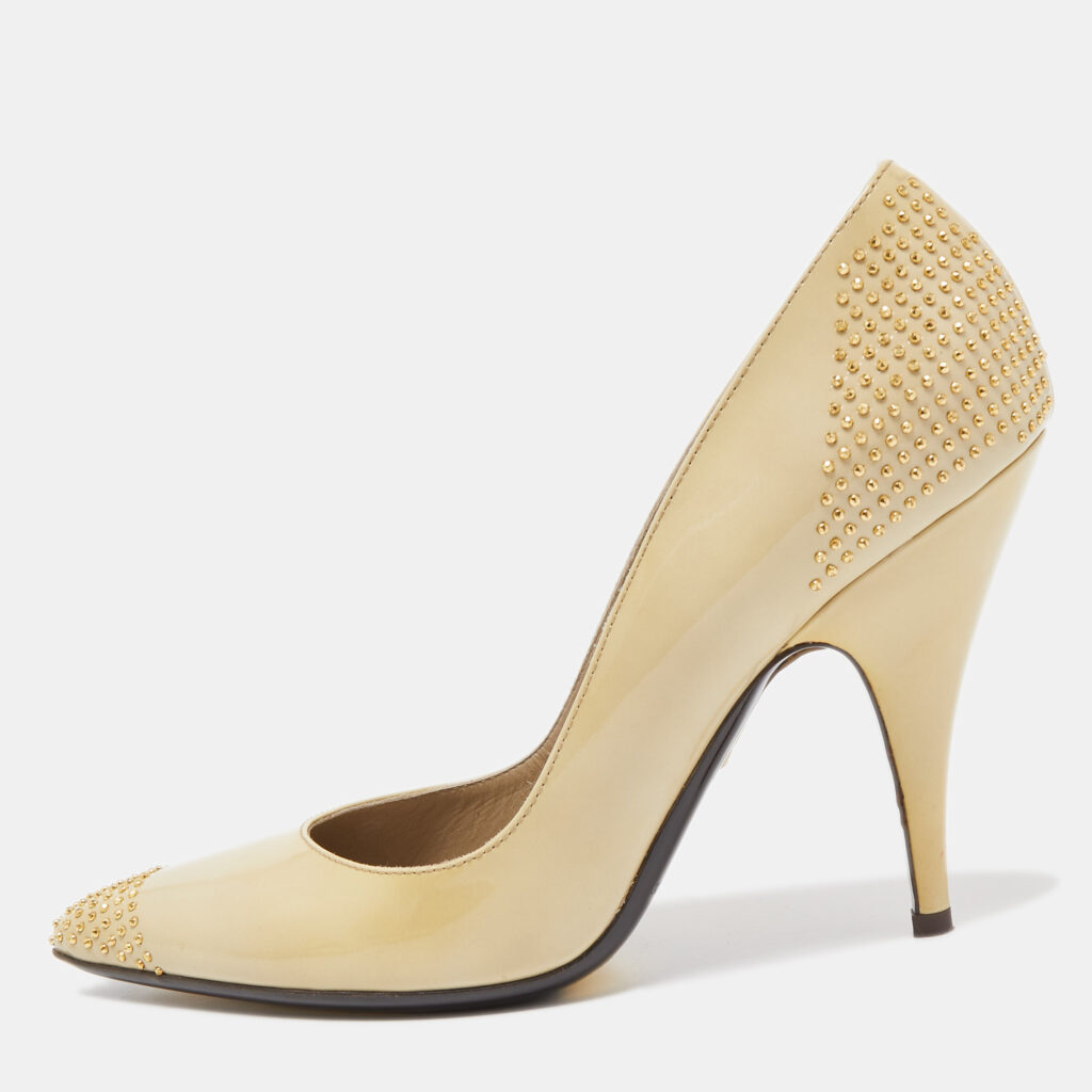 luxury-women-burberry-used-shoes-p792278-001 Burberry Beige Patent Leather Studded Pointed Toe Pumps Size 38